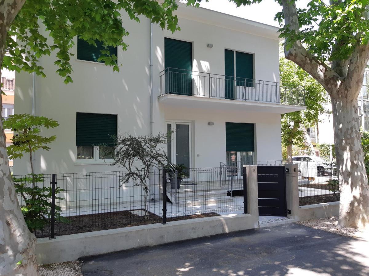 Villa Lina Rimini Bagian luar foto